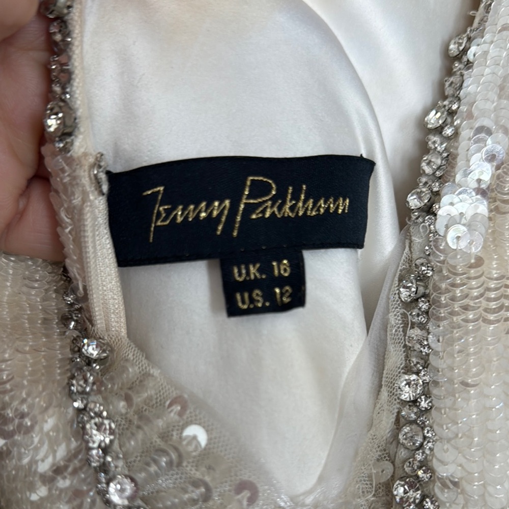 Elegant Sequin Gown in Silver and Cream - Picture 2 of 5